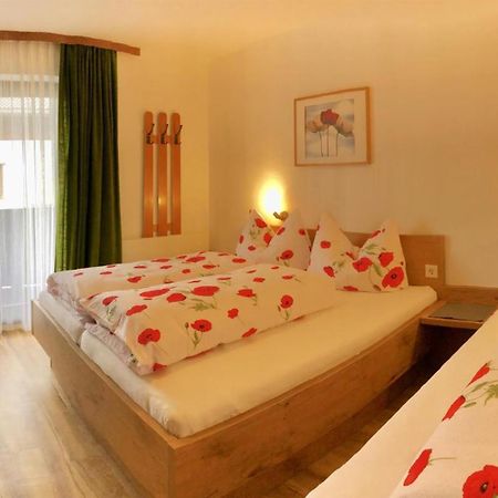Pension Heidelberg - Fam Fuchs Hopfgarten im Brixental Szoba fotó